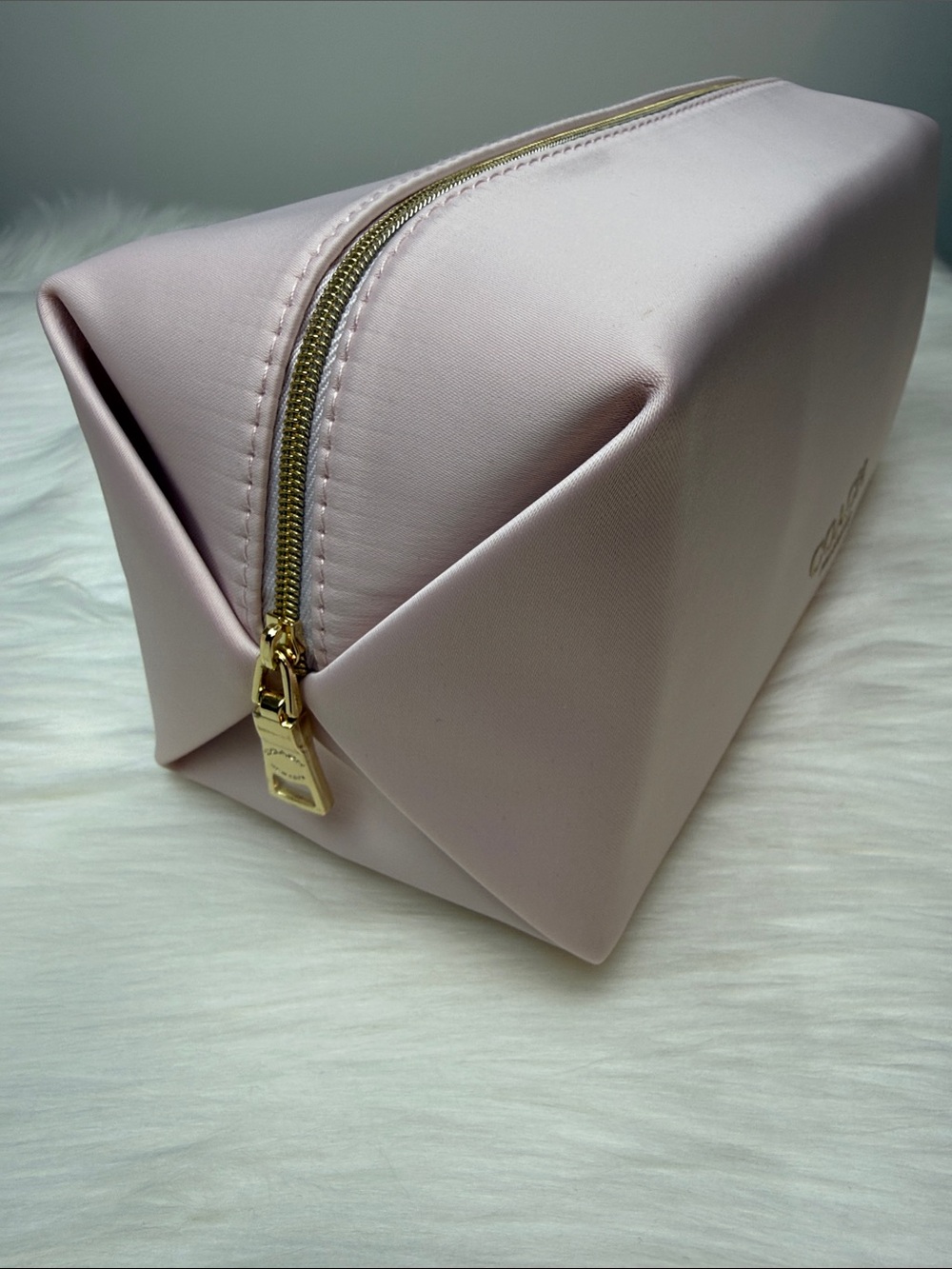 NWT Coach Fragrance Pink Toiletry Pouch, Cosmetics Bag, Makeup Bag - Picture 4 of 15